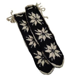 Woolrich Womens Sz 8-9 Navy Snowflake Sweater Knit Chalet Tall Slipper Sock
